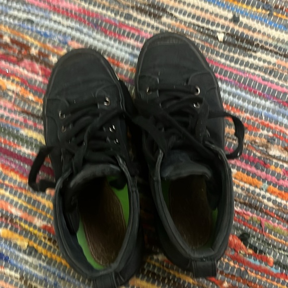 Cariuma black hightop - Picture 3 of 3